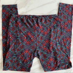 LuLaRoe Tall & Curvy Leggings